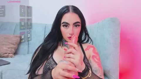   online show from 03/25/26, 08:15