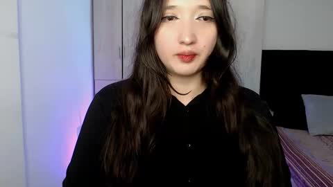 Victoria online show from 10/19/25, 09:04