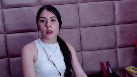 victoria_storm_ online show from 02/08/25, 07:16