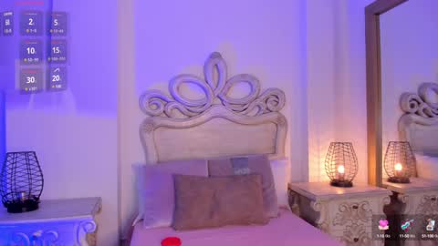 Snapshot of victoria_vallejo chatting on 12/18/24, 11:34 victoria  online show from 12/18/24, 11:34