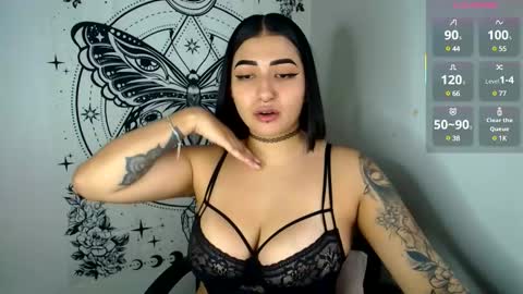 Snapshot of victoria_vox chatting on 02/26/25, 11:20 Victoria online show from 02/26/25, 11:20