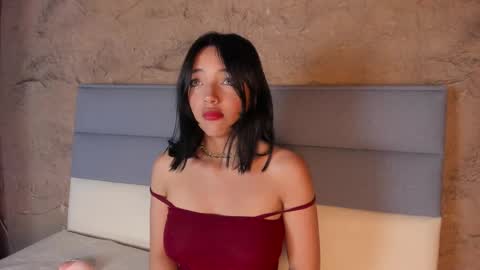 victoriaa2_doll online show from 11/09/25, 12:58