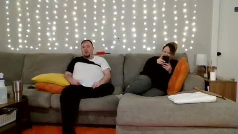 Snapshot of victoriaandjesse chatting on 02/10/25, 03:53 Victoria and Jesse online show from 02/10/25, 03:53