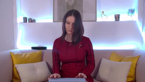 Victoria online show from 01/29/25, 12:43