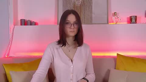 Victoria online show from 02/01/25, 06:32