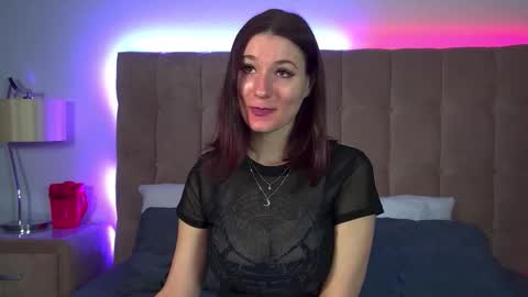 Victoria online show from 09/21/25, 06:15