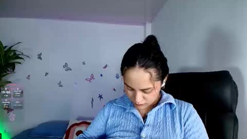 Snapshot of victoriablack_ chatting on 03/07/26, 09:06 Victoria online show from 03/07/26, 09:06