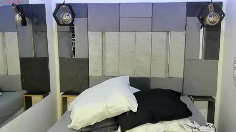 Victoria  online show from 02/20/26, 08:53