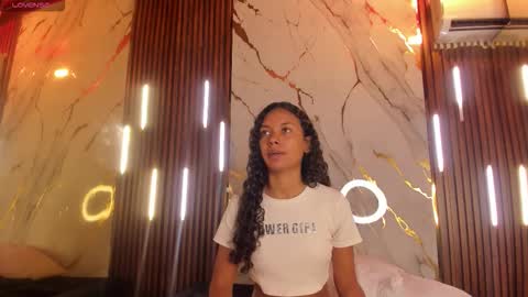 Victoria  online show from 03/18/26, 08:01