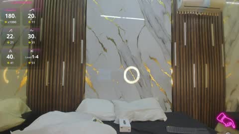 Victoria  online show from 04/04/26, 08:06