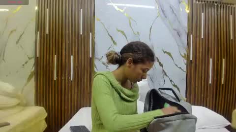 Snapshot of victoriaduarte chatting on 06/22/26, 07:55 Victoria online show from 06/22/26, 07:55