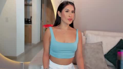 Vcitoria online show from 02/26/25, 04:25