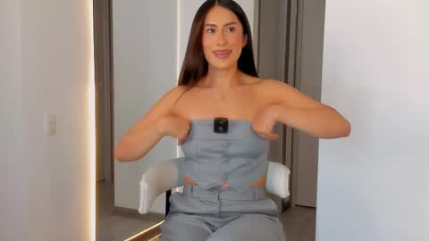 Vcitoria online show from 10/05/25, 01:26