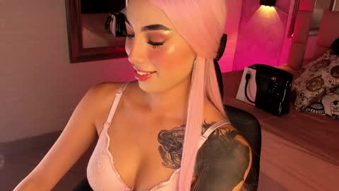 Snapshot of victoriagolden chatting on 01/30/25, 08:21 VICTORIA online show from 01/30/25, 08:21