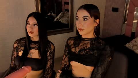 Snapshot of victoriagolden chatting on 02/18/25, 10:36 VICTORIA online show from 02/18/25, 10:36