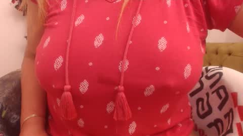 victoriagreyy online show from 02/03/25, 04:14