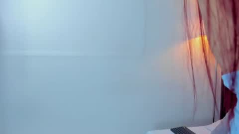 Snapshot of victoriaguzman_ chatting on 07/08/26, 03:38 Victoria online show from 07/08/26, 03:38