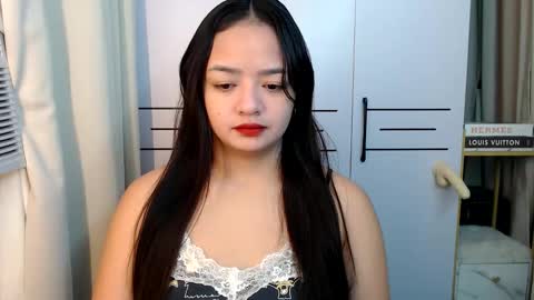 Victoria Harper online show from 11/30/25, 03:05