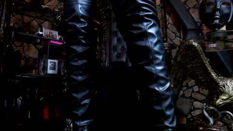 Victoria Heller online show from 01/22/25, 05:59