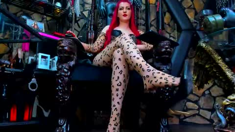 Victoria Heller online show from 09/25/25, 06:06