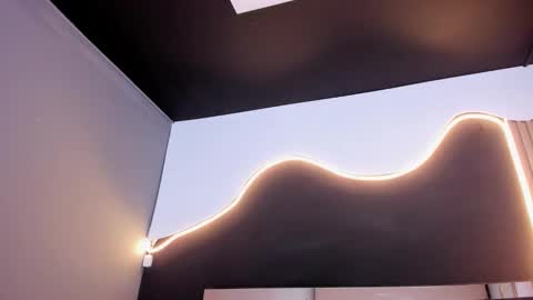 Snapshot of victoriajohns_mjs chatting on 02/11/25, 03:40 VICTORIA JOHNS online show from 02/11/25, 03:40