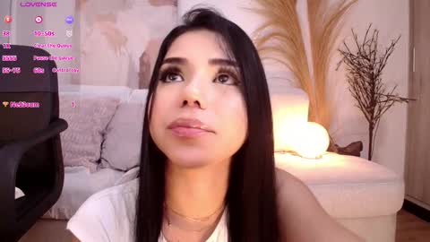 Snapshot of victorialeia chatting on 03/14/26, 01:12 Victoria online show from 03/14/26, 01:12