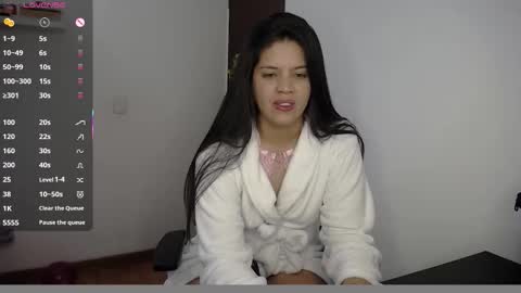 victorialg online show from 10/20/25, 08:53