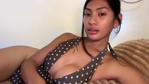 Victoria online show from 06/16/26, 06:32
