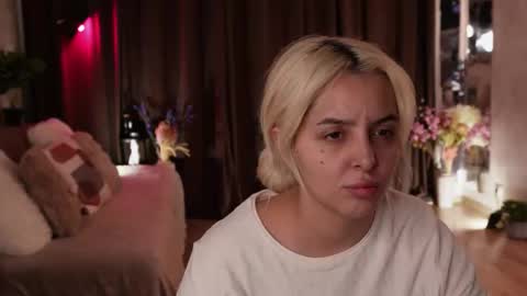 Snapshot of victoriamorrone chatting on 10/20/25, 06:30 Diddy online show from 10/20/25, 06:30