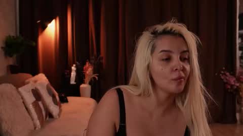 Snapshot of victoriamorrone chatting on 10/27/25, 07:29 Diddy online show from 10/27/25, 07:29