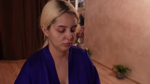 Snapshot of victoriamorrone chatting on 10/28/25, 07:27 Diddy online show from 10/28/25, 07:27