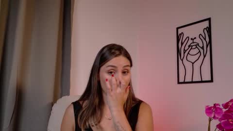 VictoriaNova online show from 02/14/26, 05:10