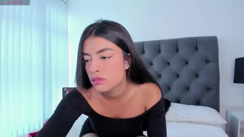 Victoria online show from 11/28/25, 11:57