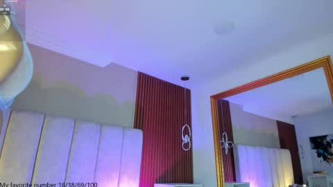 Maria Victoria online show from 11/08/25, 10:37