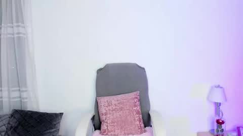 Snapshot of victoriarussell chatting on 09/29/25, 01:00 Victoria but you can tell me Vicky Vic or just Tory online show from 09/29/25, 01:00