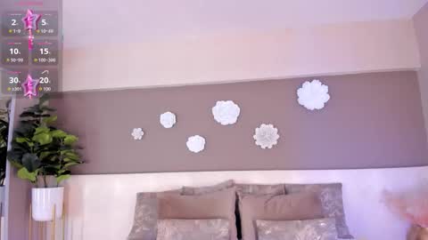 Victoria Shelby  online show from 11/24/25, 11:54