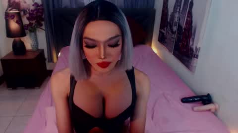 Snapshot of victoriashemales chatting on 04/22/26, 01:41 Victoria online show from 04/22/26, 01:41