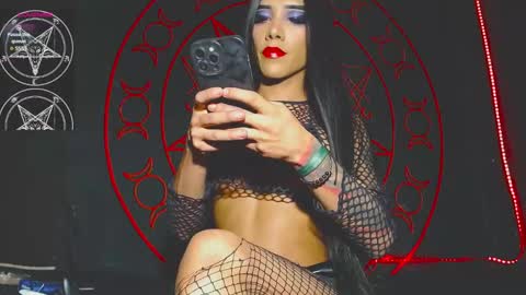 Snapshot of victoriavampire666 chatting on 02/23/25, 03:45 Victoria Vampire online show from 02/23/25, 03:45