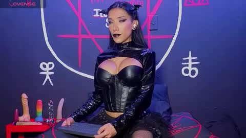 Snapshot of victoriavampire666 chatting on 09/20/25, 09:38 Victoria Vampire online show from 09/20/25, 09:38