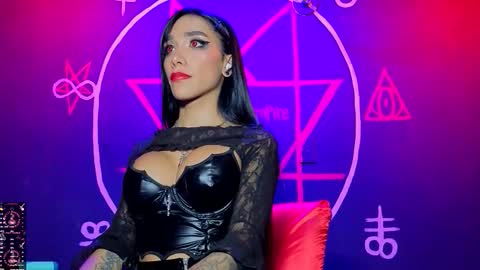 Snapshot of victoriavampire666 chatting on 10/09/25, 01:14 Victoria Vampire online show from 10/09/25, 01:14