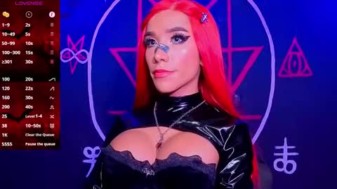 Snapshot of victoriavampire666 chatting on 11/17/25, 08:36 Victoria Vampire online show from 11/17/25, 08:36