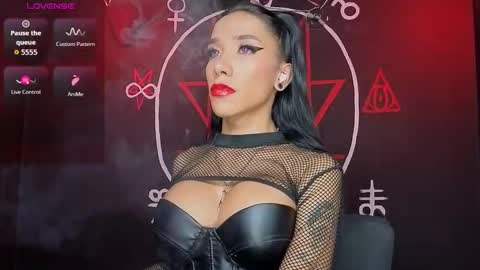 Snapshot of victoriavampire666 chatting on 11/22/25, 03:16 Victoria Vampire online show from 11/22/25, 03:16