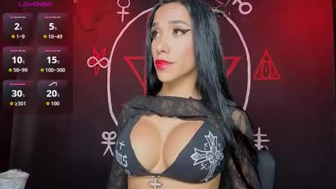 Snapshot of victoriavampire666 chatting on 11/25/25, 09:37 Victoria Vampire online show from 11/25/25, 09:37