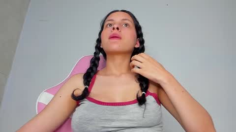 Snapshot of victoriia_hall chatting on 12/17/24, 05:07 samantha victoria hall online show from 12/17/24, 05:07