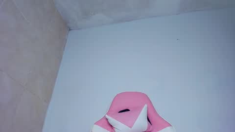 Snapshot of victoriia_hall chatting on 02/16/25, 03:37 samantha victoria hall online show from 02/16/25, 03:37