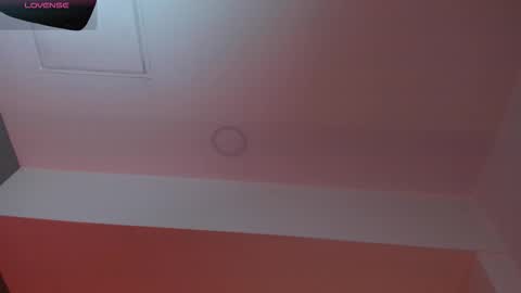 Snapshot of victoriia_vixen chatting on 02/08/26, 08:34 Victoria Vixen online show from 02/08/26, 08:34