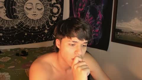 Snapshot of victorino_jhonson chatting on 01/16/25, 05:44 Victorino Jhonson online show from 01/16/25, 05:44