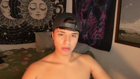 Snapshot of victorino_jhonson chatting on 01/22/25, 05:17 Victorino Jhonson online show from 01/22/25, 05:17