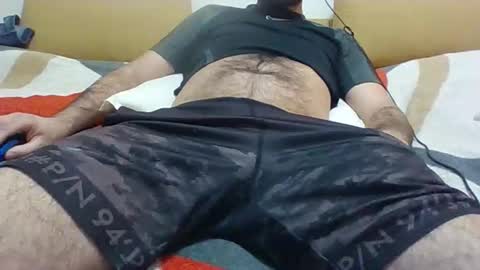 Snapshot of victoriousdevil chatting on 12/19/25, 10:44 victoriousdevil online show from 12/19/25, 10:44