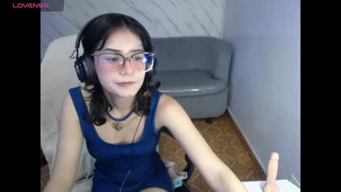 Snapshot of victorycat_v chatting on 04/28/26, 03:11 Live 1000pm 600am COLOMBIAN HOUR online show from 04/28/26, 03:11
